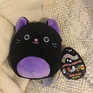 NWT Black Cat Squishmallow